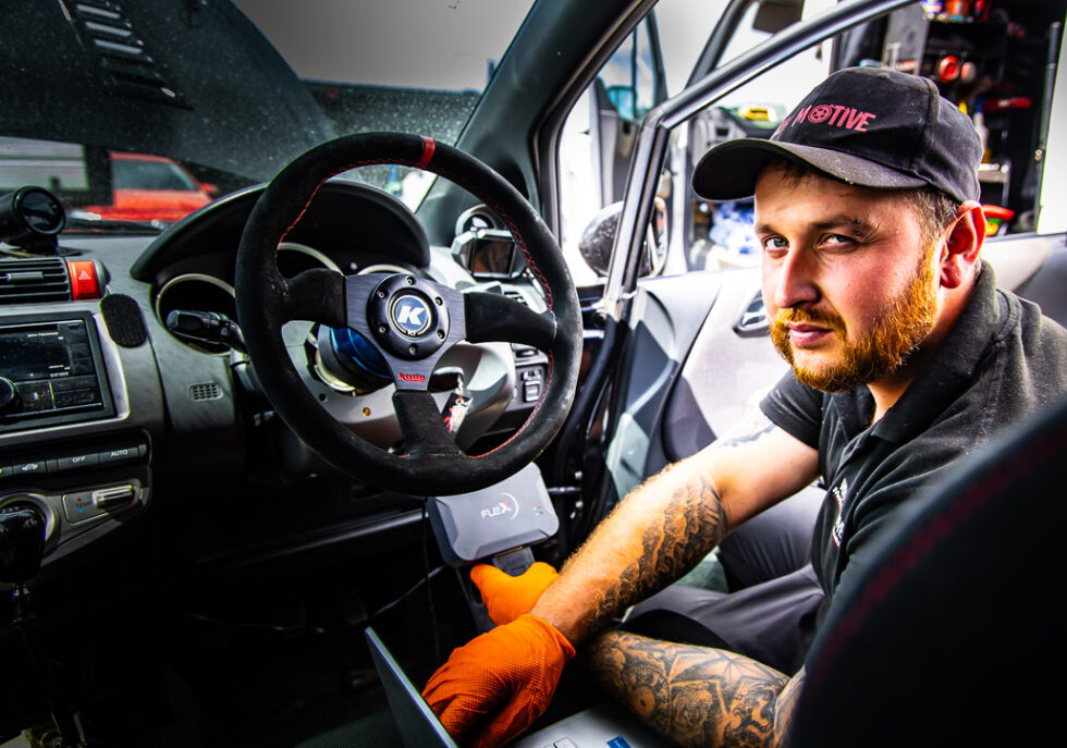 Berkshire Modifications And Remapping - RH MOTIVE - Mobile Mechanic Berkshire & Hampshire UK - Automotive Photography By KW Creative - Kent Wynne Automotive (C)