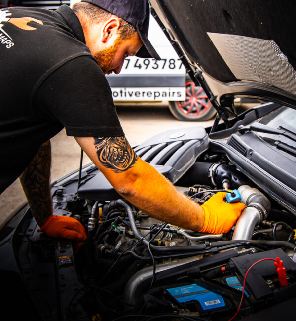 Expert Engine Repair Services in Berkshire and Hampshire - RH MOTIVE - Mobile Mechanic Berkshire & Hampshire UK - Automotive Photography By KW Creative - Kent Wynne Automotive (C)