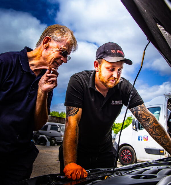 Quality Repairs For Your Car At Affordable Prices - RH MOTIVE - Mobile Mechanic Berkshire & Hampshire UK - Automotive Photography By KW Creative - Kent Wynne Automotive (C)