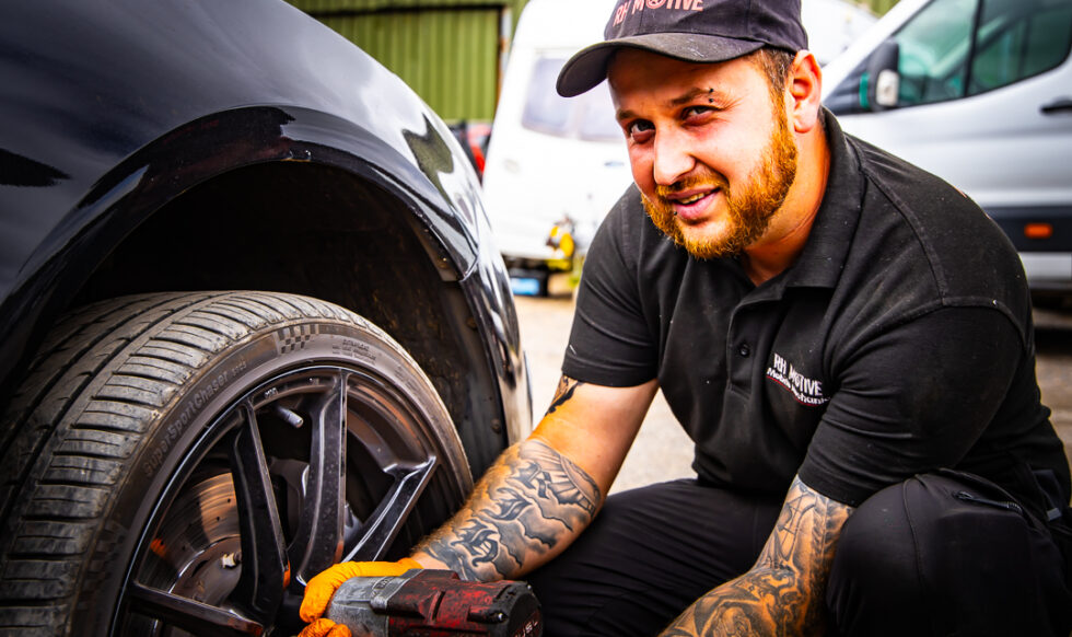 Tyre Change and Repairs Berkshire - RH MOTIVE - Mobile Mechanic Berkshire & Hampshire UK - Automotive Photography By KW Creative - Kent Wynne Automotive (C)
